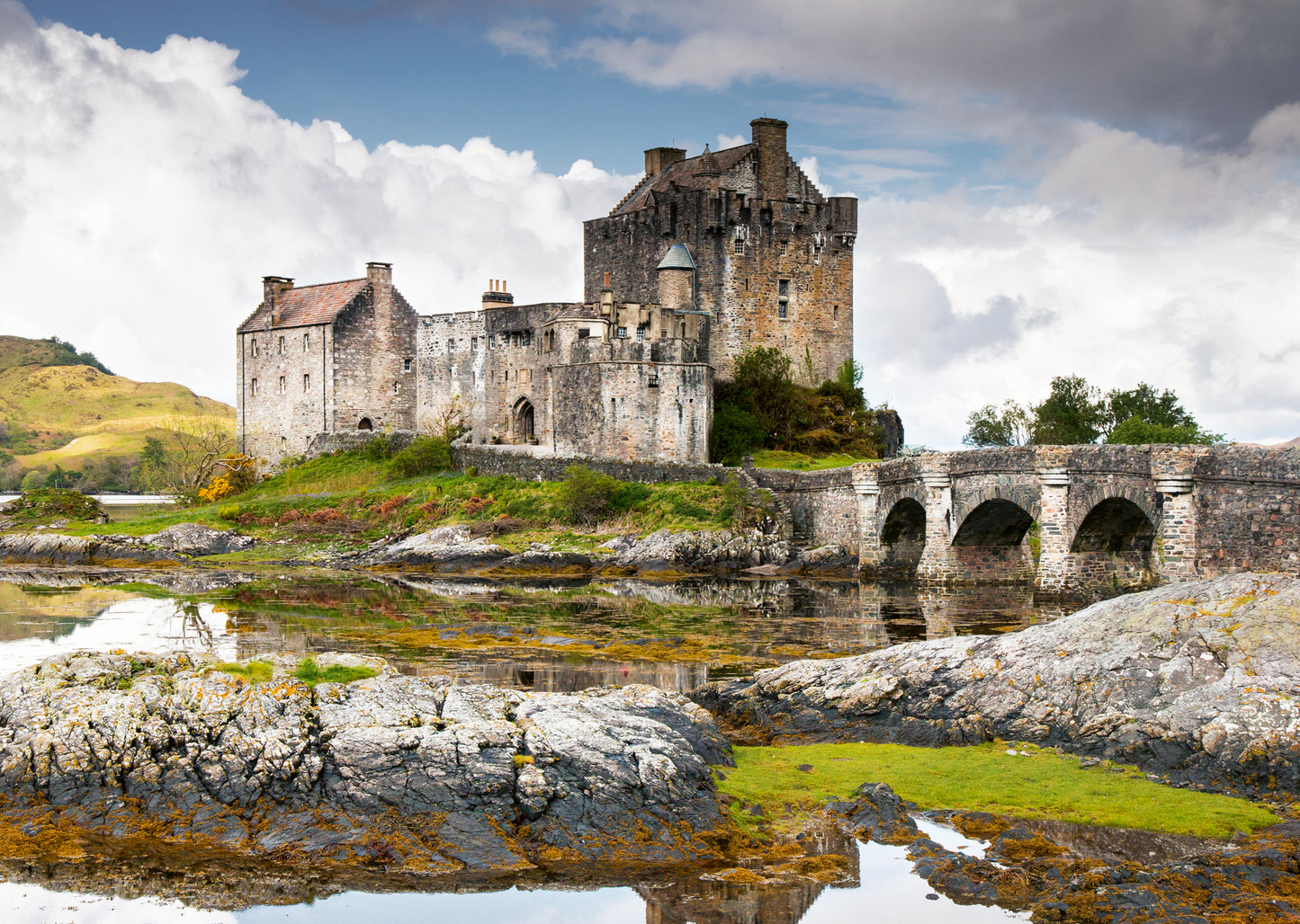 1000 pc Puzzle - Eilean Donan Castle
