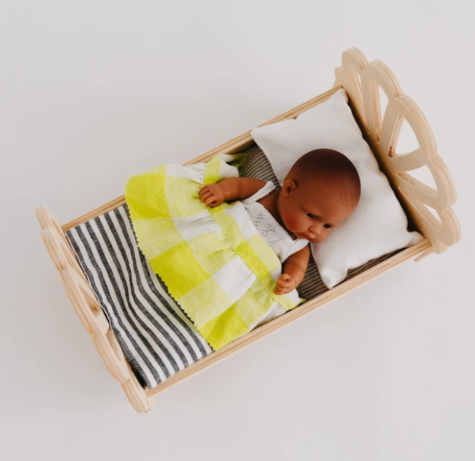 Shell Doll's Cradle