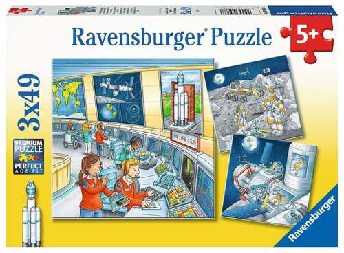 3 x 49 pc Puzzle - Tom and Mia Go On A Space Mission