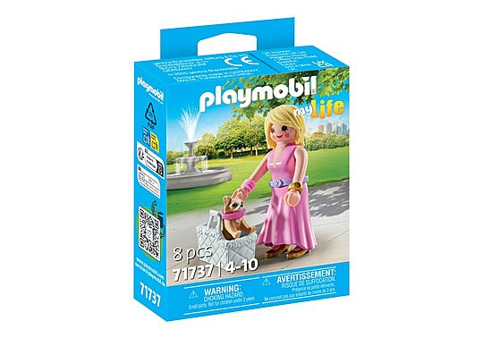 It Girl with Chihuahua 71737