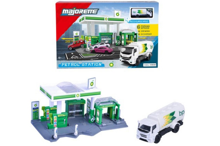 Petrol Station BP + 1 Vehicle Set