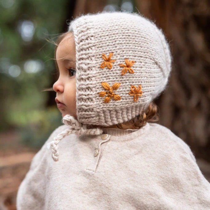 Flowers Bonnet - Oatmeal
