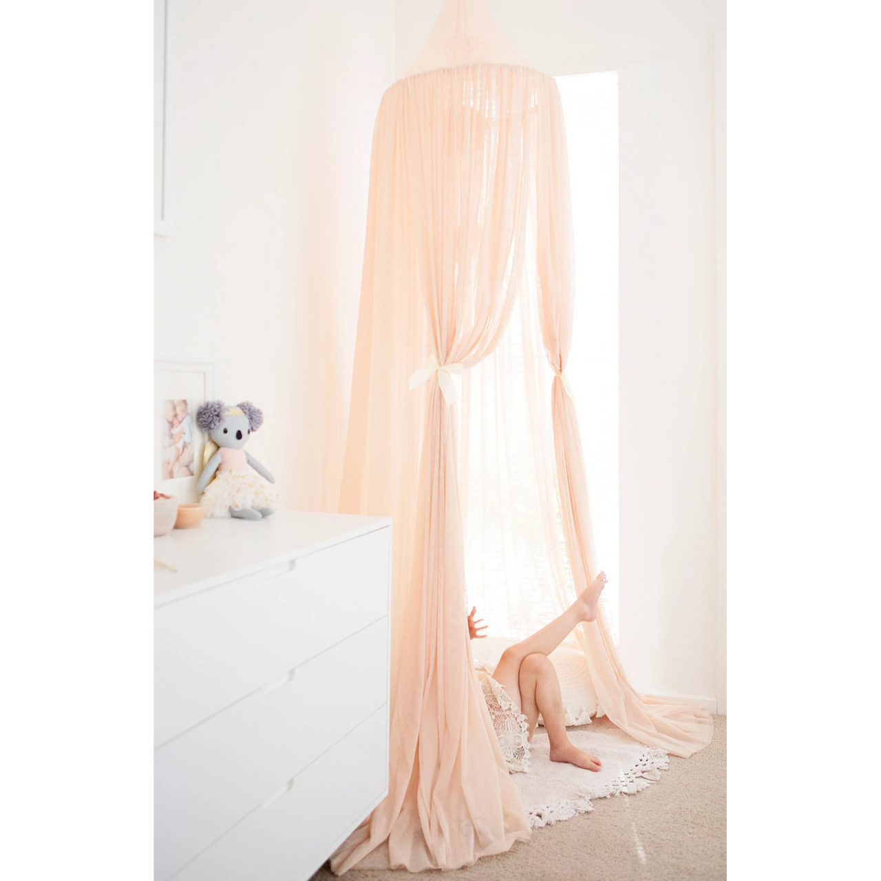 Pom Pom Canopy - Champagne