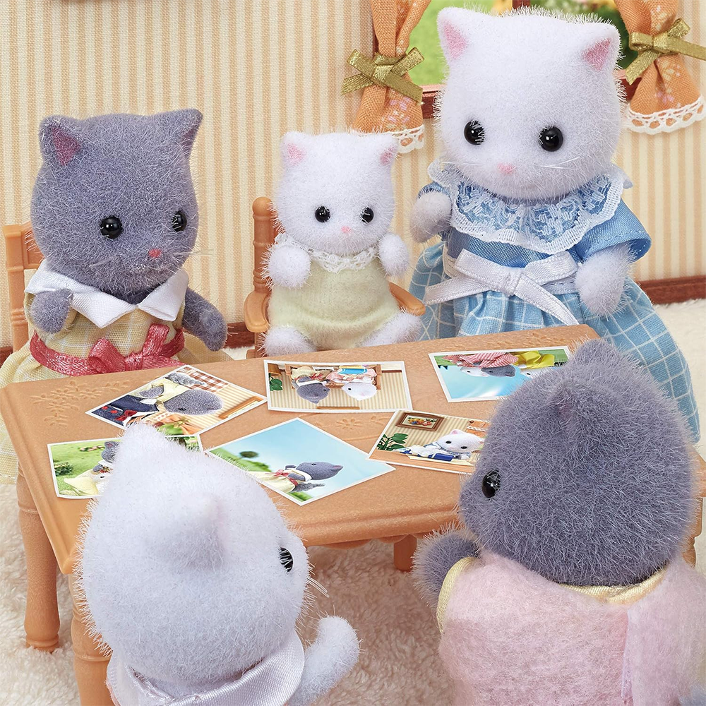 Persian Cat Family