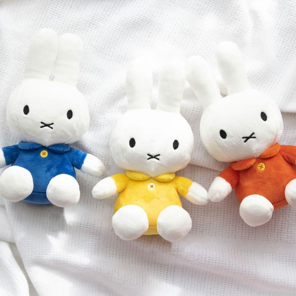 Miffy Classic - Plush in Red 20cm