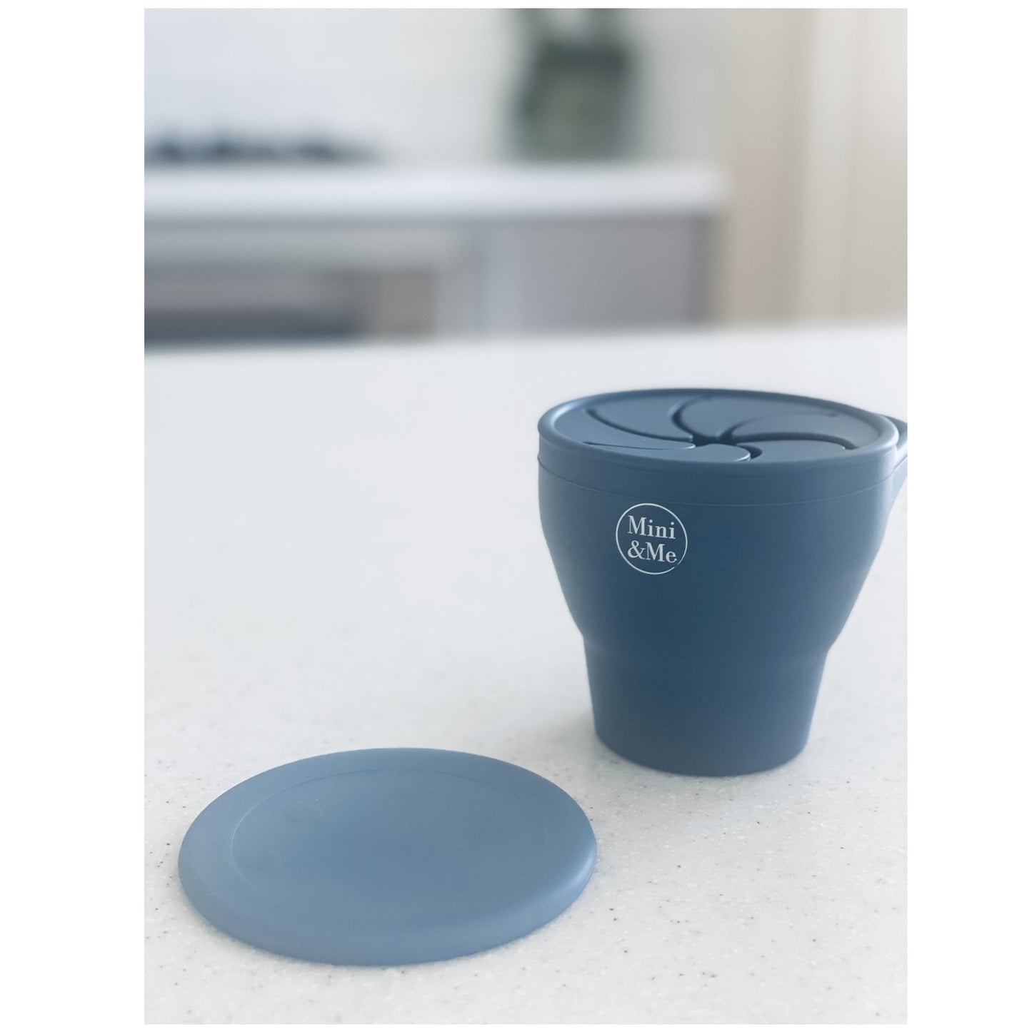 Collapsible Snack Cup with Lid - assorted