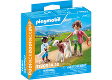 Duo Pack Farmer with Calf 71803