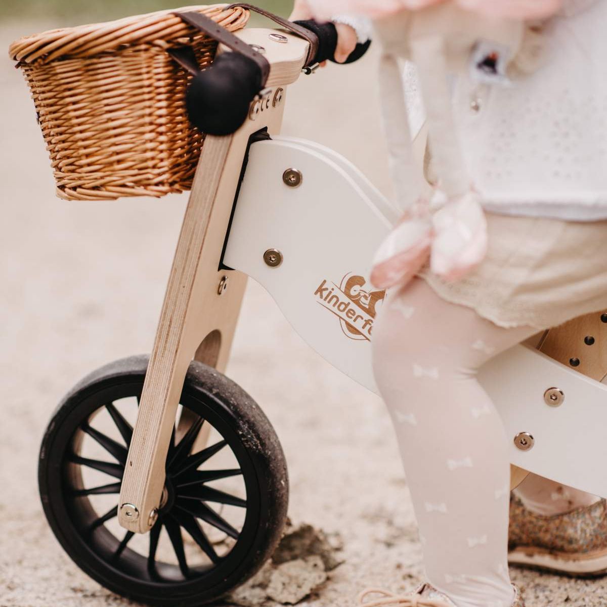 Kinderfeets Tiny Tot PLUS 2 in 1 Balance Bike - White