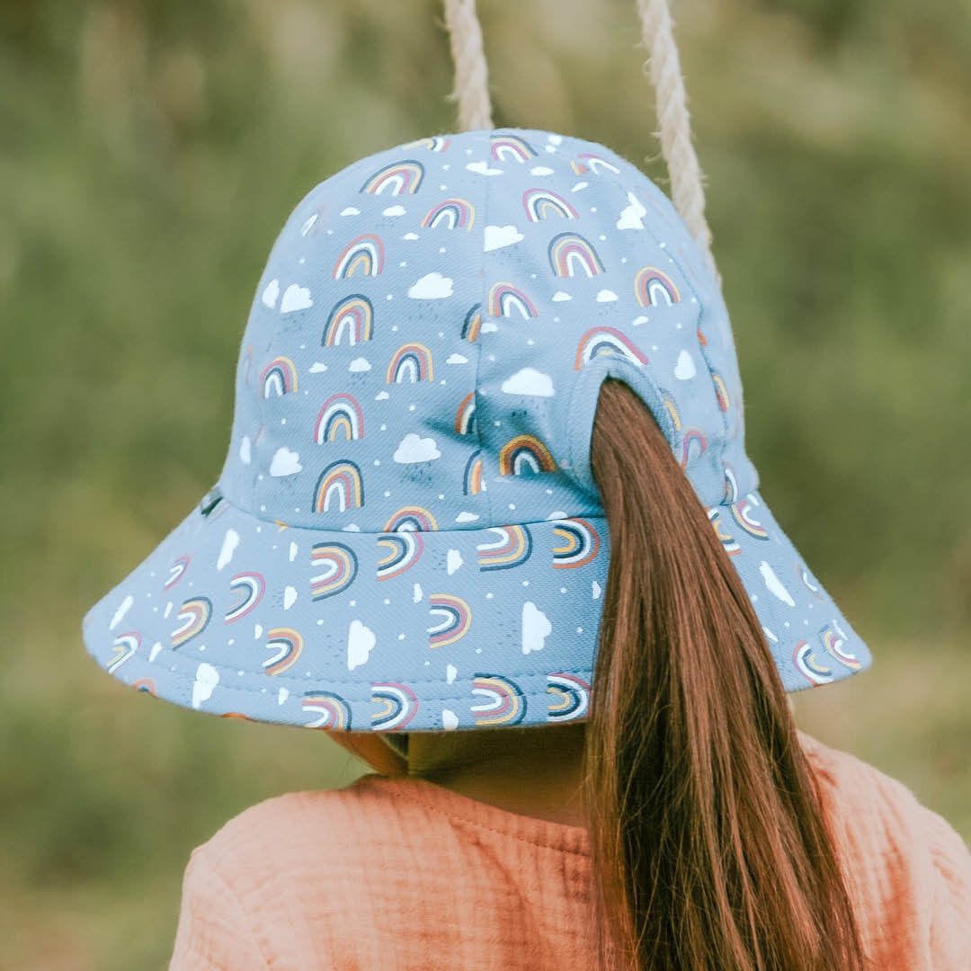 Ponytail Bucket Hat - Rainbow (Pale Blue)