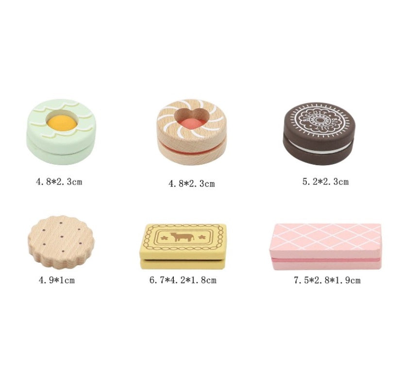 Wooden Biscuit Set