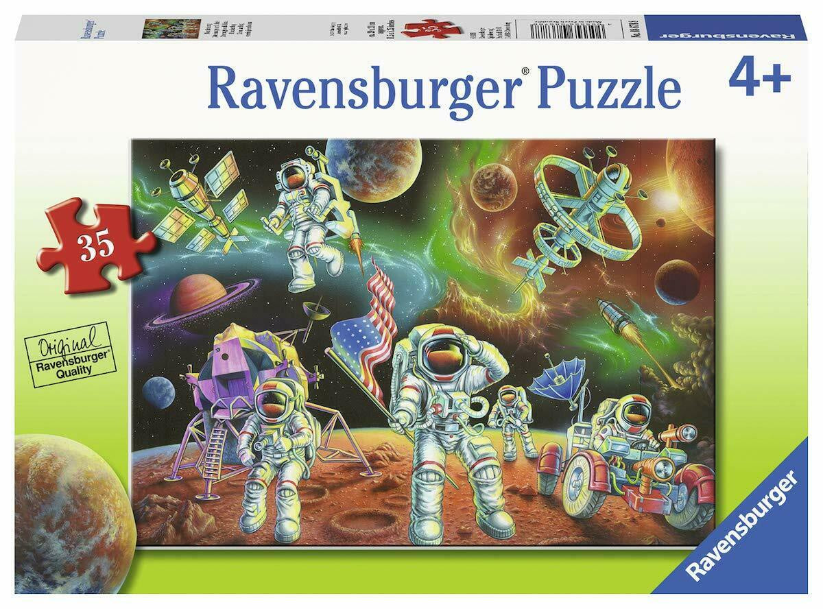 35 pc Puzzle - Moon Landing